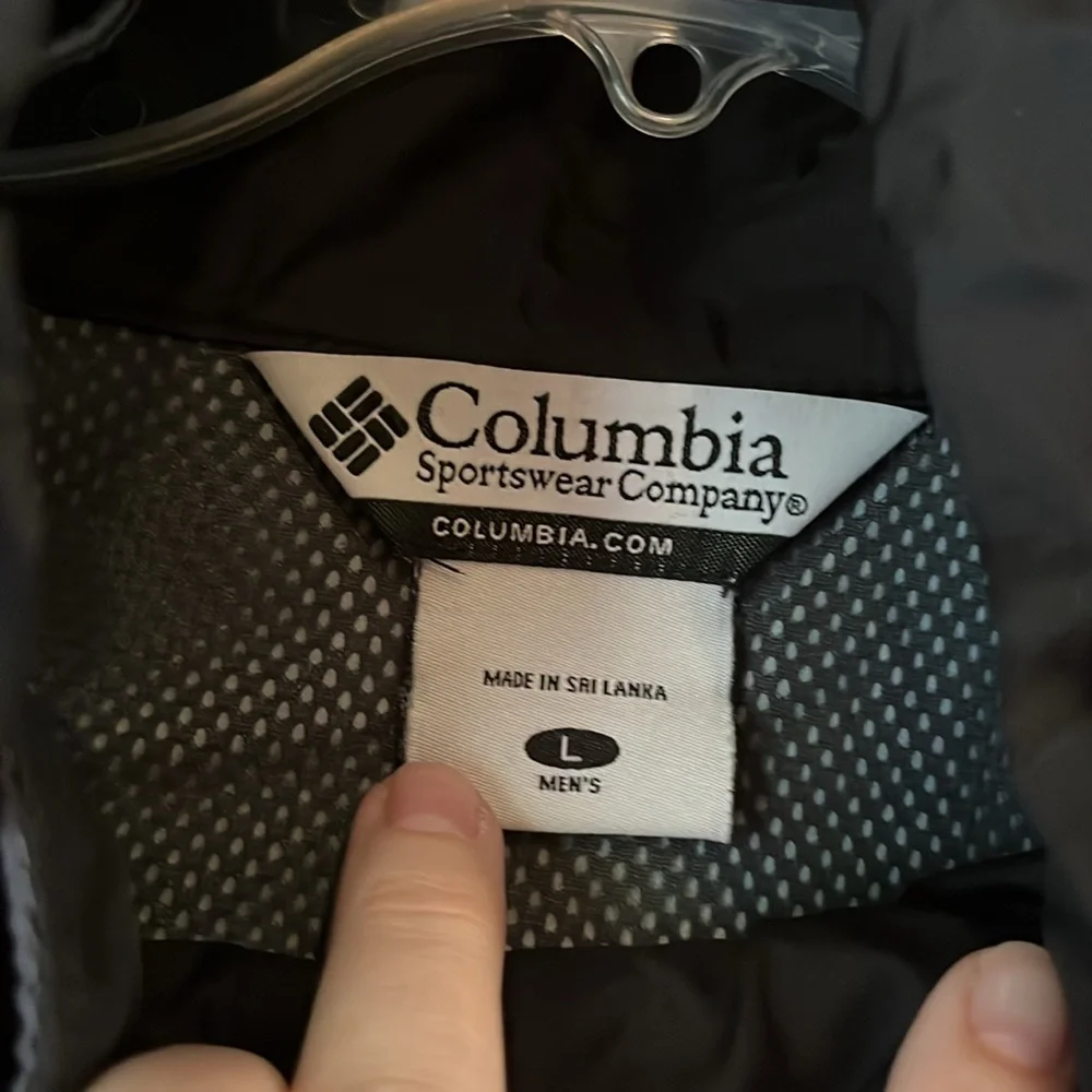 Columbia Jacket Men’s Large Black Packable Hooded Windbreaker Lightweight Rain - Picture 4 of 8